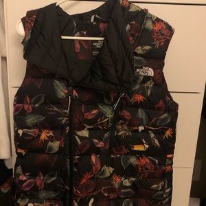 North Face Down Vest😍